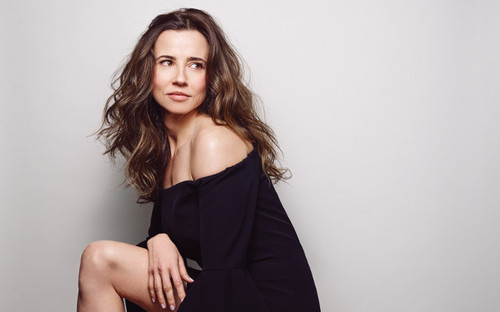 chad_griffith_0519_linda_cardellini-for-web[1].jpg