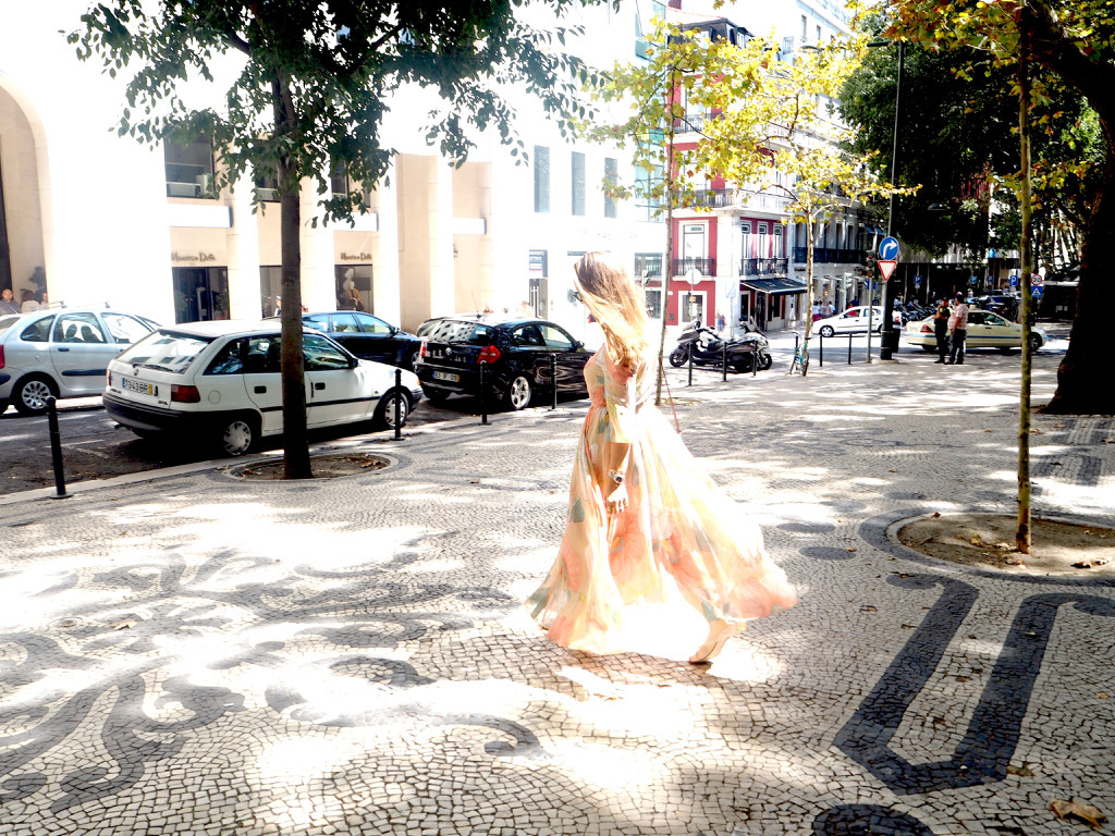 18819716_fW13H.jpg 18819716_fW13H.jpg