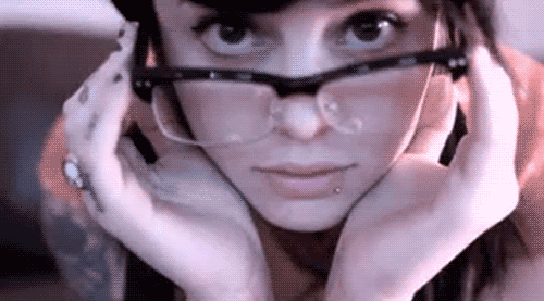 olhar  por cima dos oculos.gif